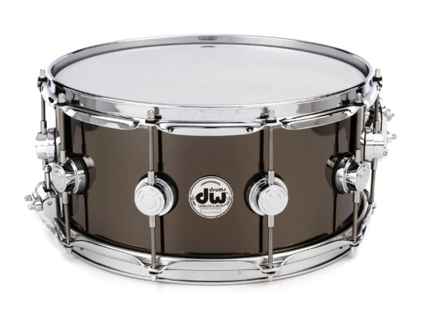 Caisse claire DW 14" x 6,5" Collector's Series en nickel noir sur laiton